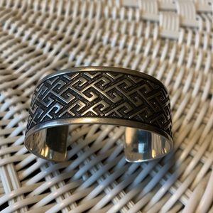 Womans Cuff Silver Silpada Bracelet